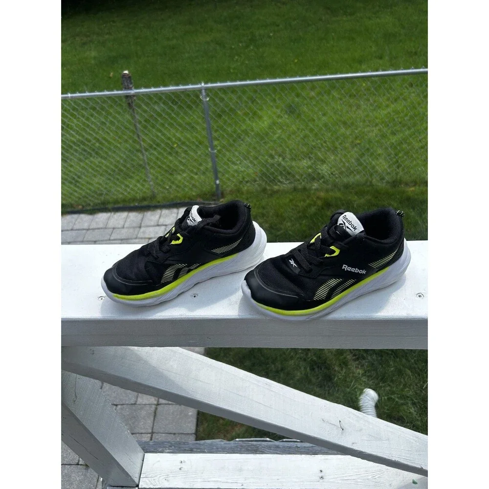 Reebok Boys Running Shoes Black Neon Yellow Size 1K